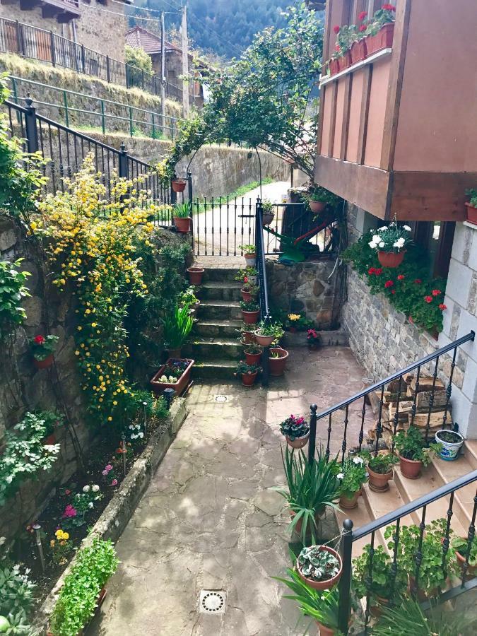 Apartamentos Rurales Los Nogales โคสกายา ภายนอก รูปภาพ